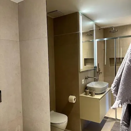 Apartment Riva 18 *